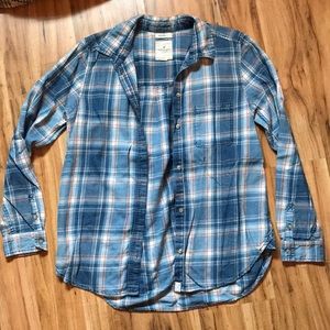 American Eagle Outfitters Tops - American Eagle boyfriend fit flannel American Eagle Outfitters Tops - American Eagle boyfriend fit flannel